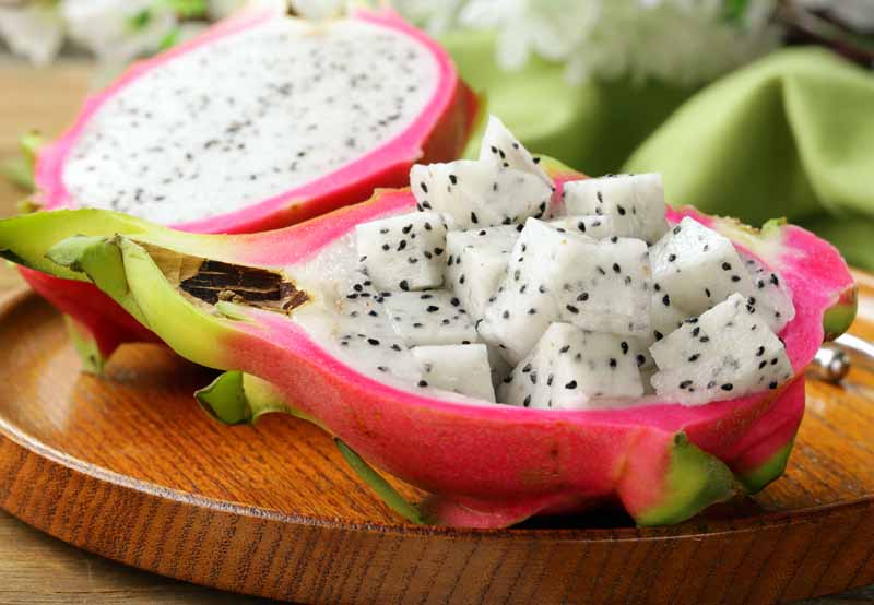 what does dragon fruit taste like