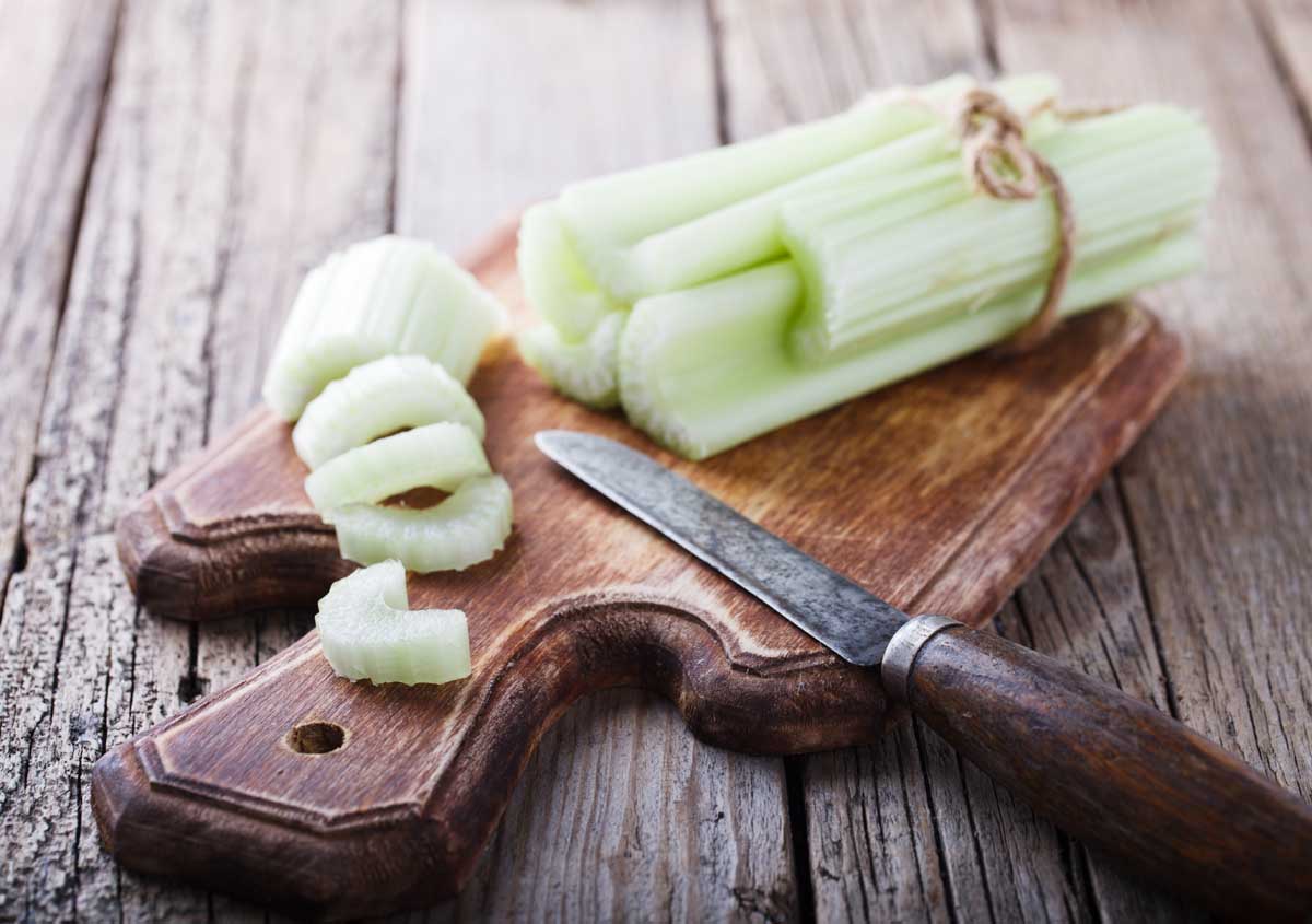 what is the nutritional value of celery