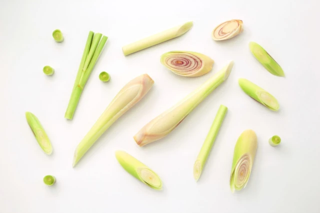 Chopped Raw Lemongrass