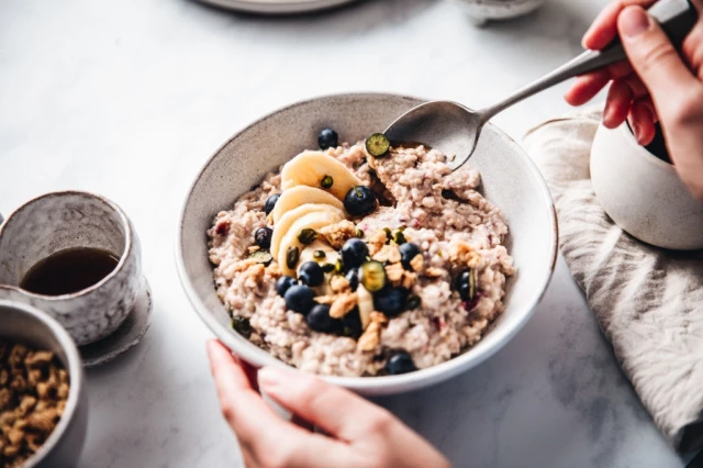 A bowl of oatmeal