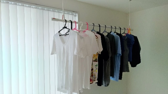 How to attach an indoor clothesline to the ceiling