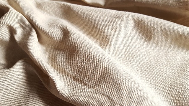 How to wash linen fabric